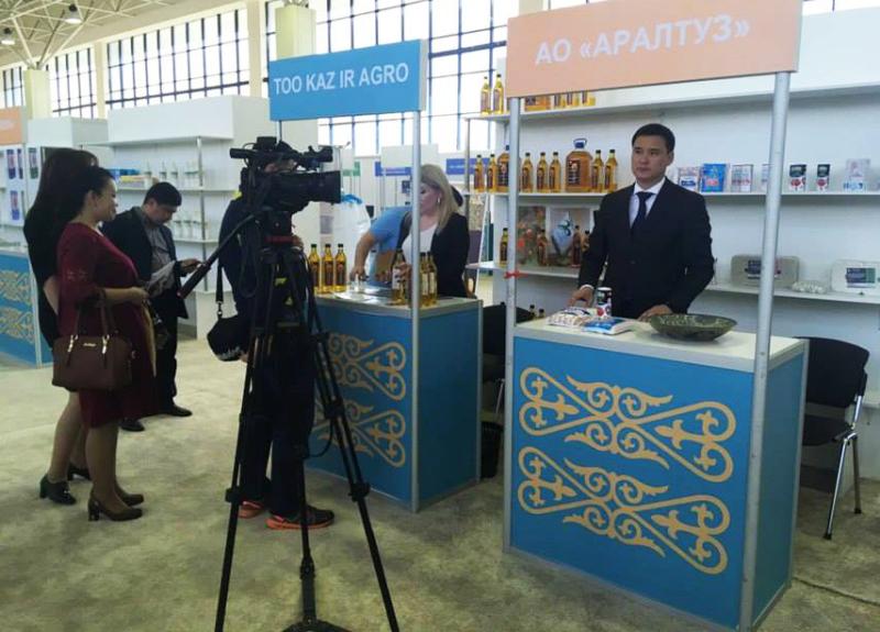 Syr óńiriniń kásipkerleri bıznes-forýmǵa qatysty