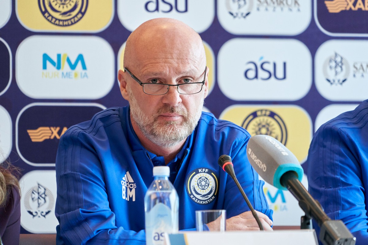 Mıhal Bılek: Bizdiń jigitter jankúıerlerge tosyn syı jasaıdy degen úmittemin