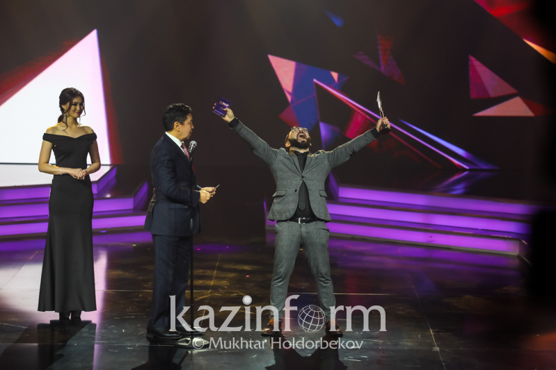 Tumar-2019: Astanada úzdik televızııa mamandary marapattaldy