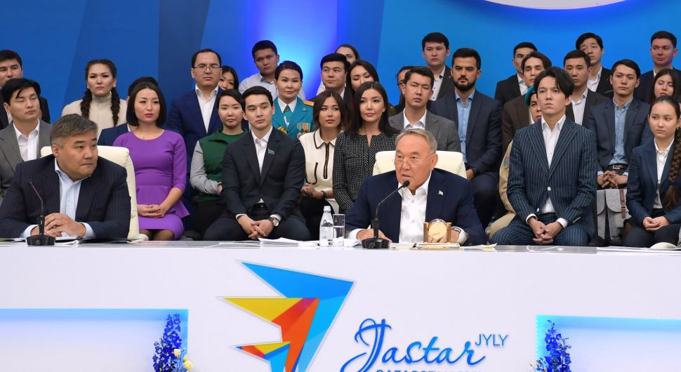 Máńgilik eldi saqtaý úshin aıanbaımyz