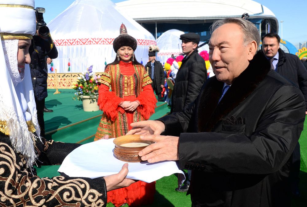 Túrki álemi aıryqsha qurmetpen qaraıdy