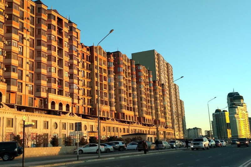 Aqtaýdaǵy ortalyq dańǵylǵa Nursultan Nazarbaev esimi berildi