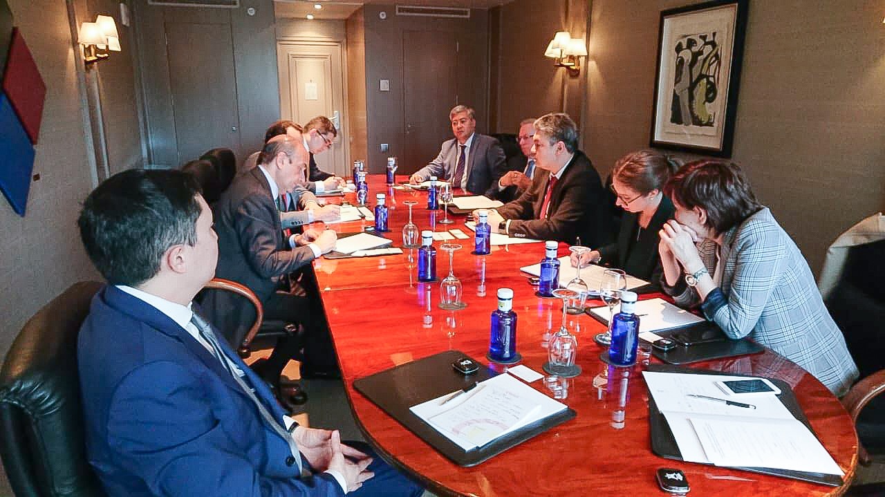 Qazaqstan-Ispanııa ekonomıkalyq yntymaqtastyq Madrıdte talqylandy