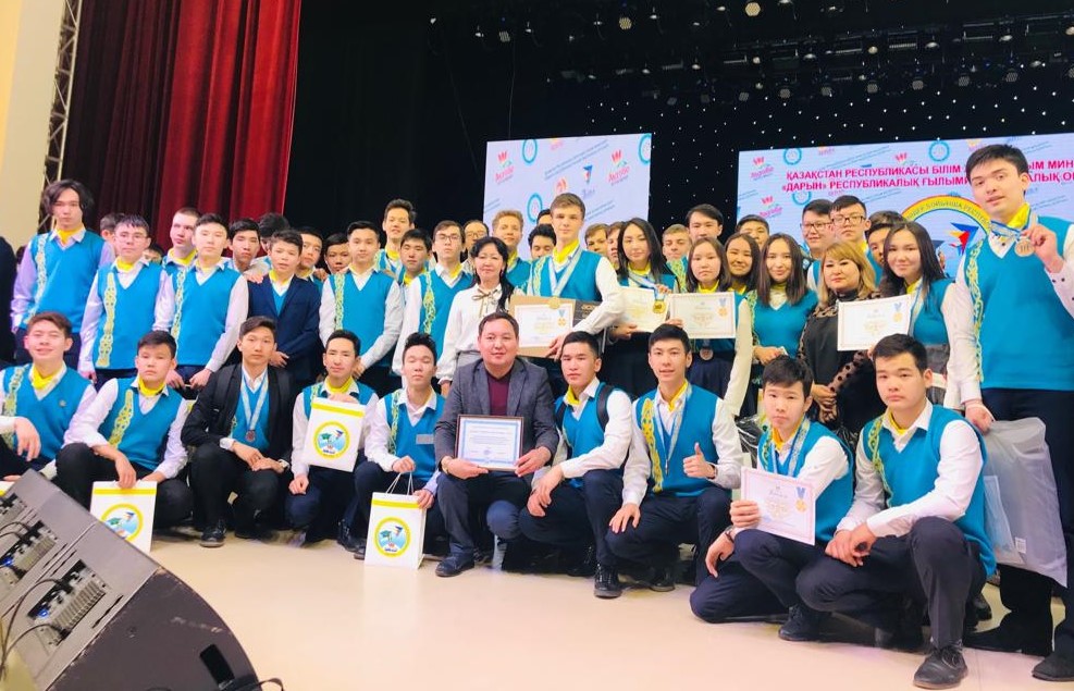 Pavlodarlyq oqýshylar respýblıkalyq pán olımpıadasynan 22 medal oljalady