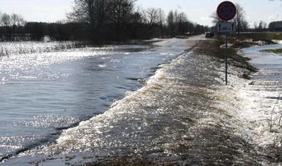 Jeńis Qasymbekov Aqmola oblysynyń kóktemgi sý tasqynyna daıyndyǵyn tekserdi
