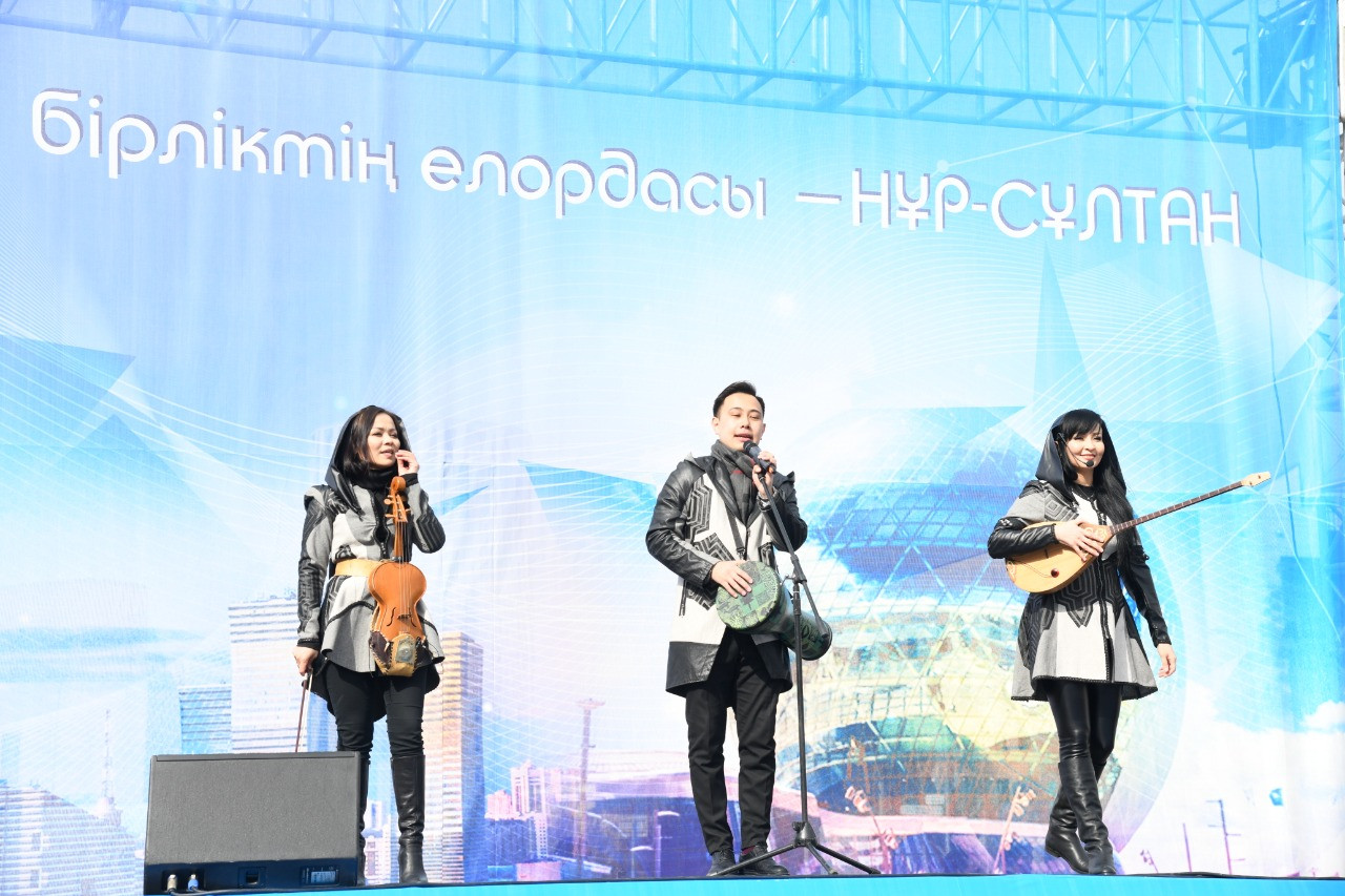 Astanany qaıta ataýǵa oraı uıymdastyrylǵan aksııaǵa júzdegen adam qatysty