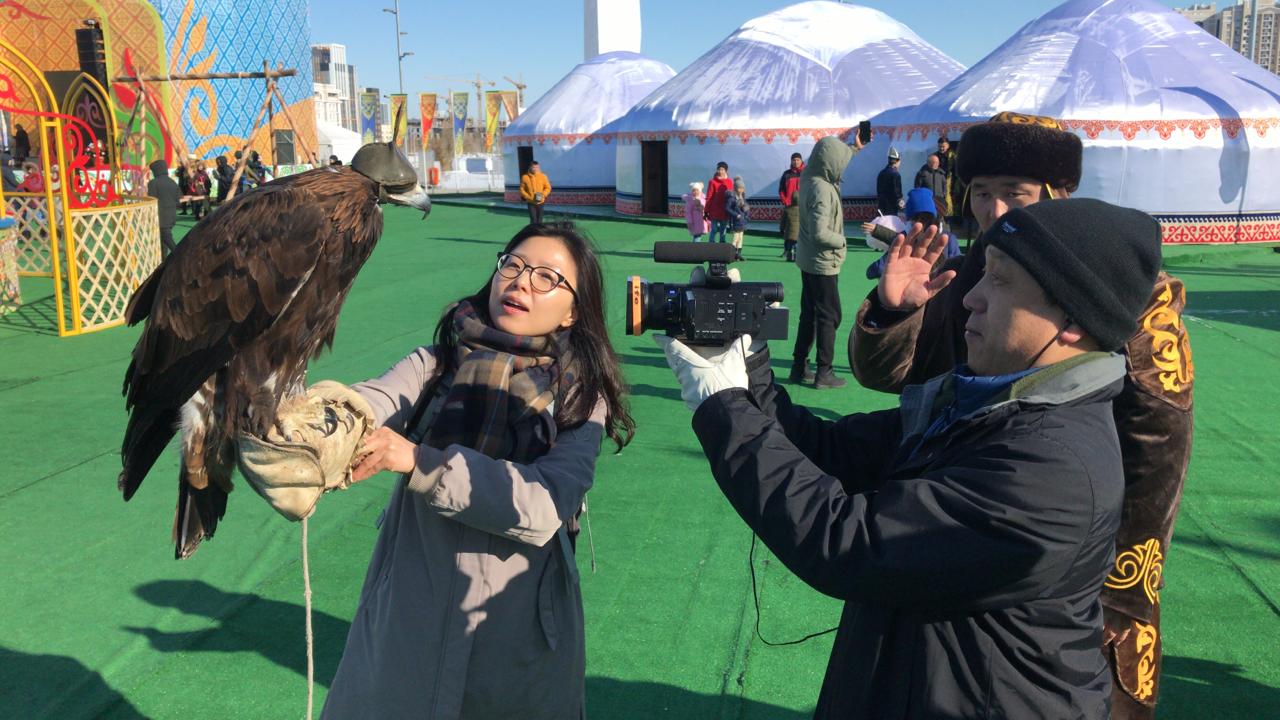 Kazakh Tourism: Ońtústik Koreıa telearnasy Qazaqstanda saıahat týraly baǵdarlama túsirýde