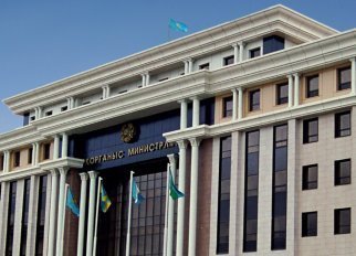 Mı-8 úlgisindegi tikushaqtardyń ushýlary toqtatyldy