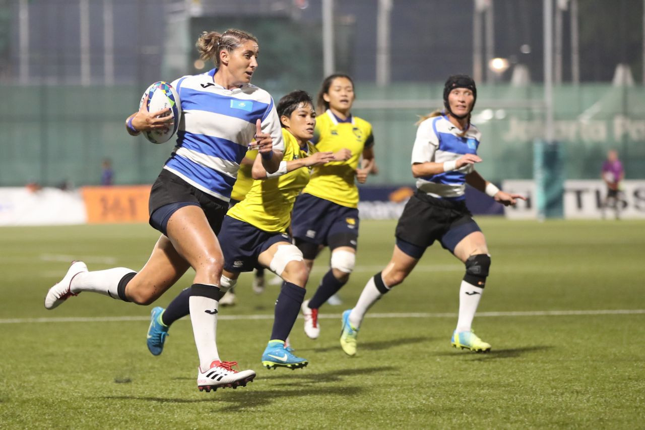 Regbı-7: Qazaqstan áıelder komandasy álemdik serııanyń irikteý synyna qatysady