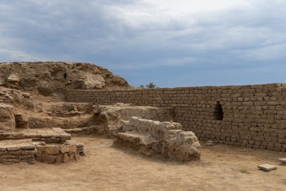 Saıahatqa suranyp turǵan aýyl