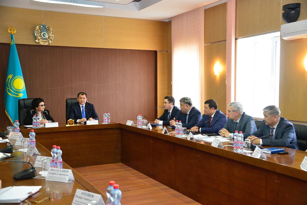 Ekologııalyq memorandým máseleni sheshe me?