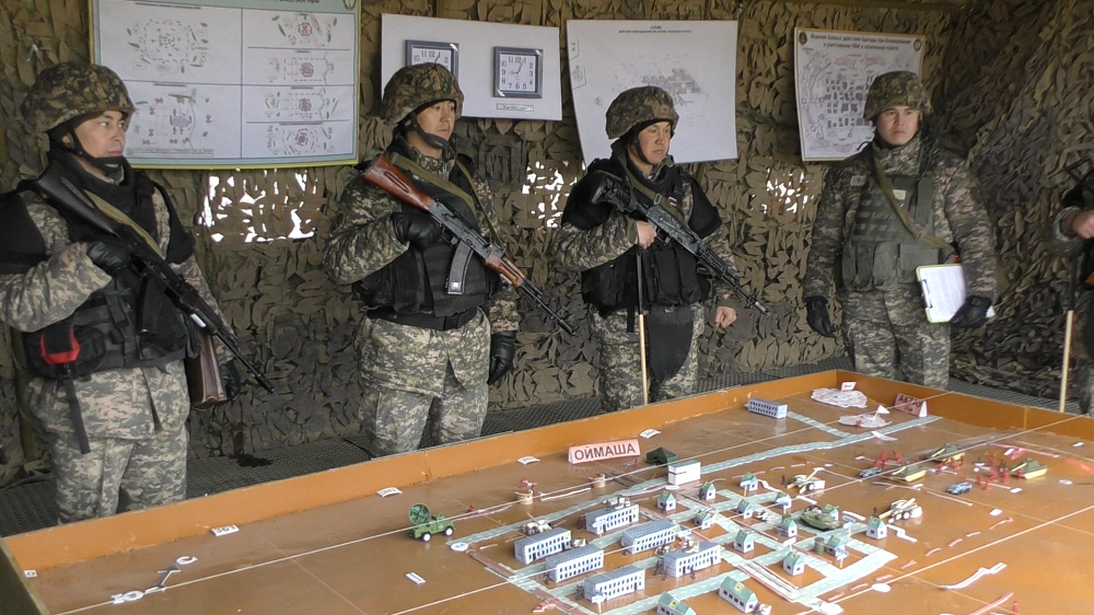 Qarýly Kúshterde qalalyq jaǵdaılarda urysty júrgizý taktıkasy pysyqtaldy