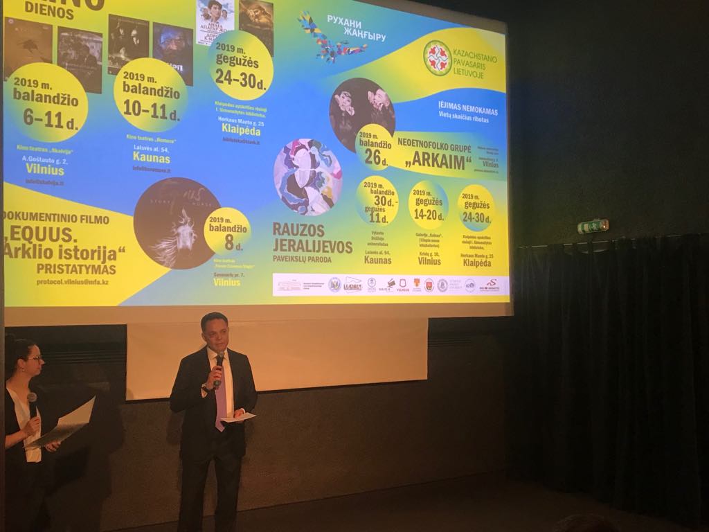 Lıtvaǵa «Qazaqstandyq kóktem» keldi