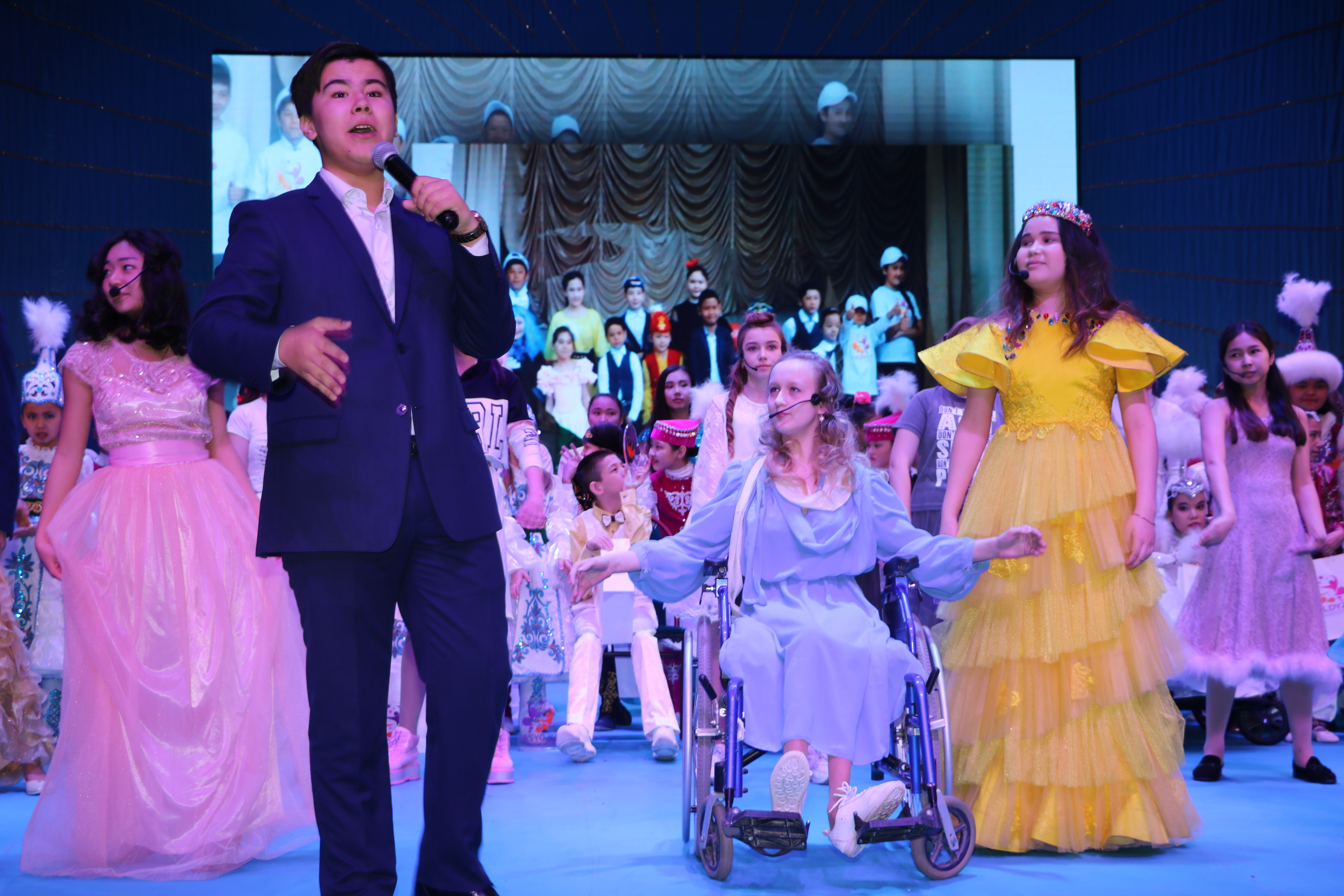 Oralda erekshe balalar festıvali ótti