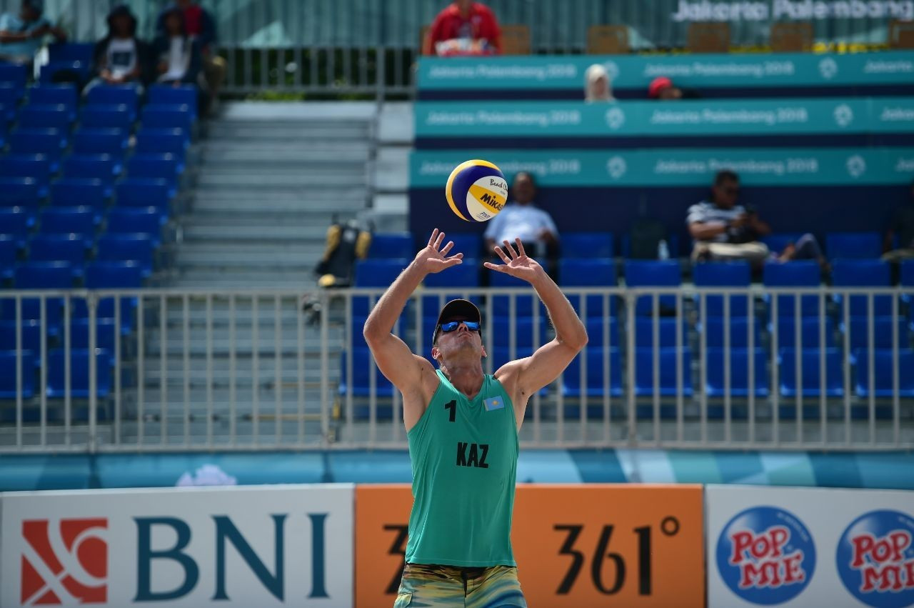 Qazaqstandyq voleıbolshylar Taılandtaǵy týrnırdiń toptyq kezeńinen ótti