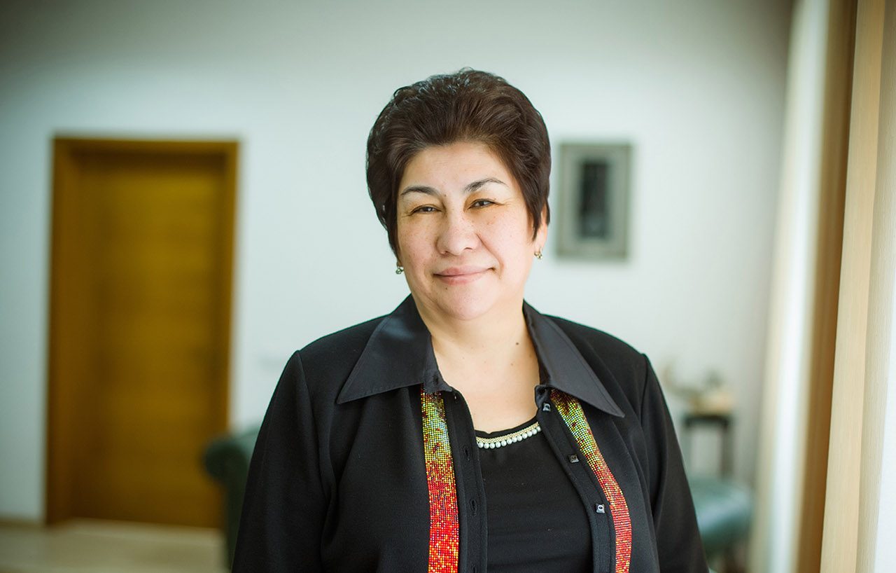 Dırektorlardyń bes jylda aýysyp turýyna baılanysty usynys maǵan unaıdy - Kúlásh Shámshıdınova