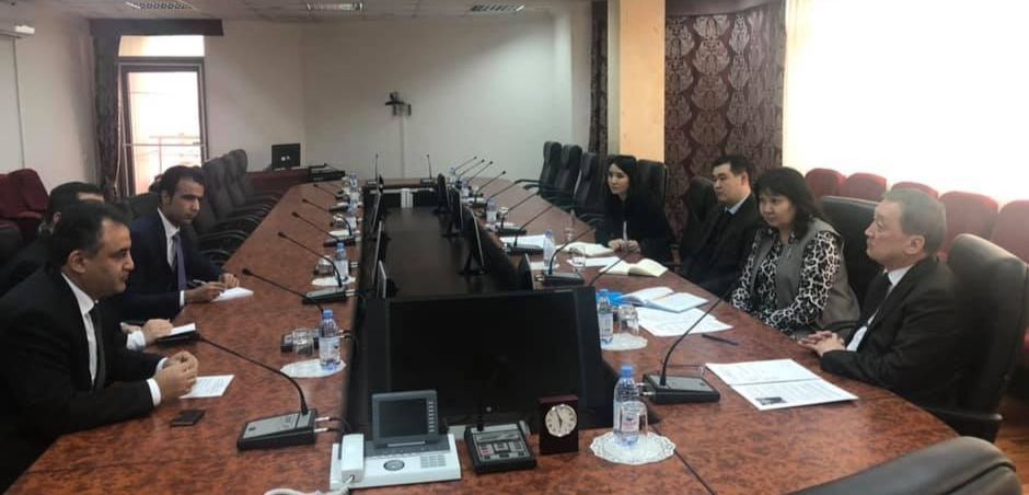 Saparhan Omarov Aýǵanstan Islam Respýblıkasynyń Tótenshe jáne О́kiletti elshisimen kezdesti