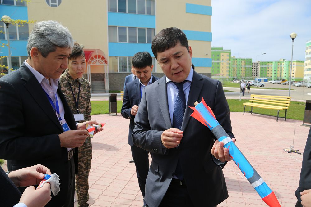 Aqtaýlyq zııatkerler 8 zymyran ushyrdy