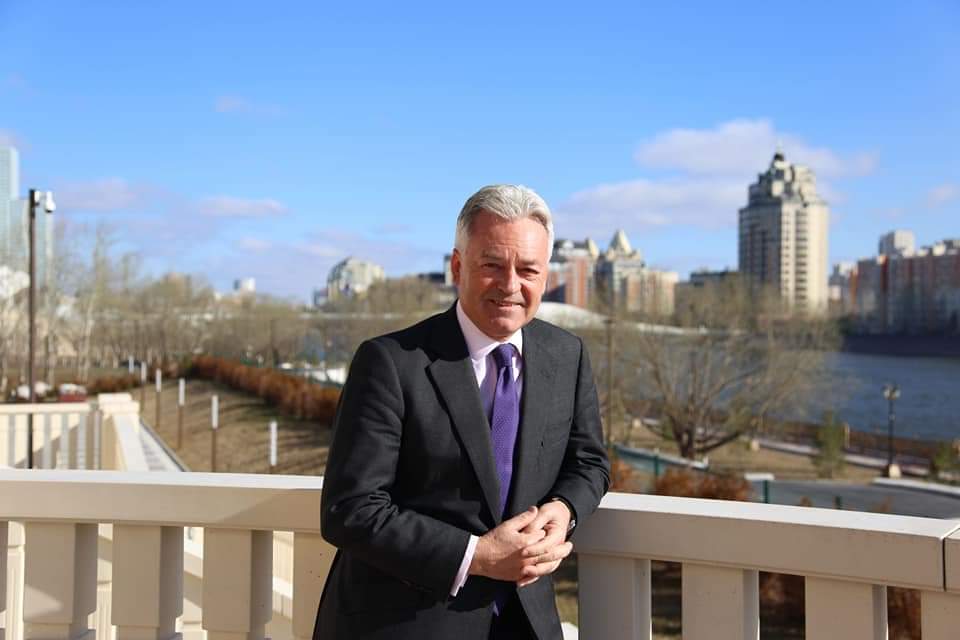 Ulybrıtanııa mınıstri elorda týraly pikirin bildirdi