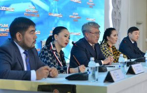 Aıtysker aqyndar Qazaqstannyń 22 qalasynda týr ótkizedi