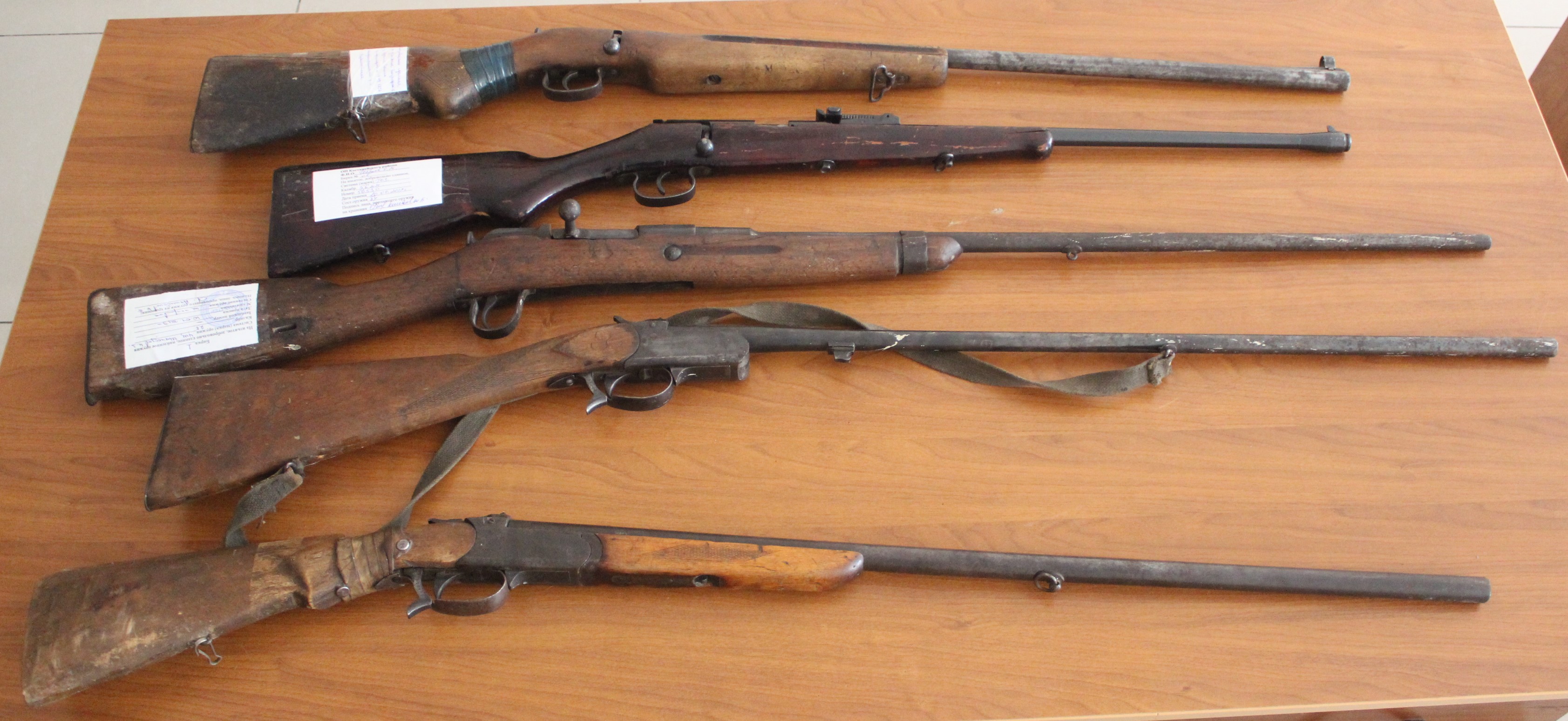 Qostanaıda 2 kúnde turǵyndardan 65 qarý satyp alyndy