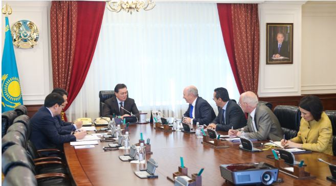 A. Mamın Royal Dutch Shell konserniniń ókilderimen yntymaqtastyqty damytý máselelerin talqylady