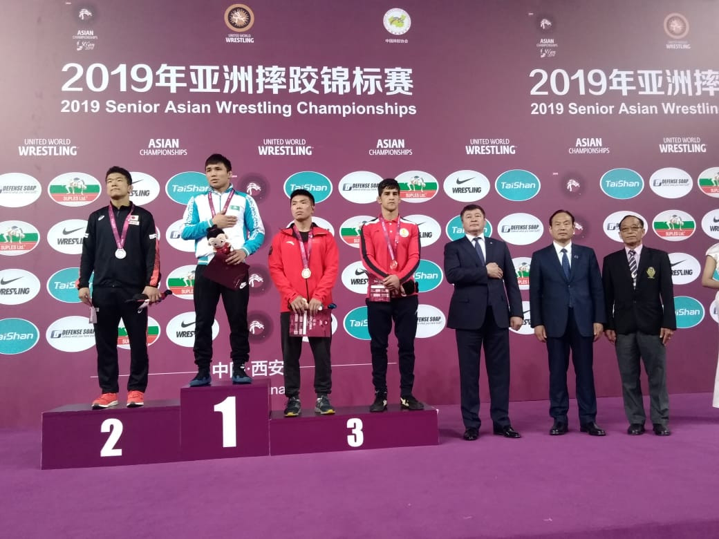 Soltústik Qazaqstan oblysynyń ákimi Azııa chempıonyn  quttyqtady