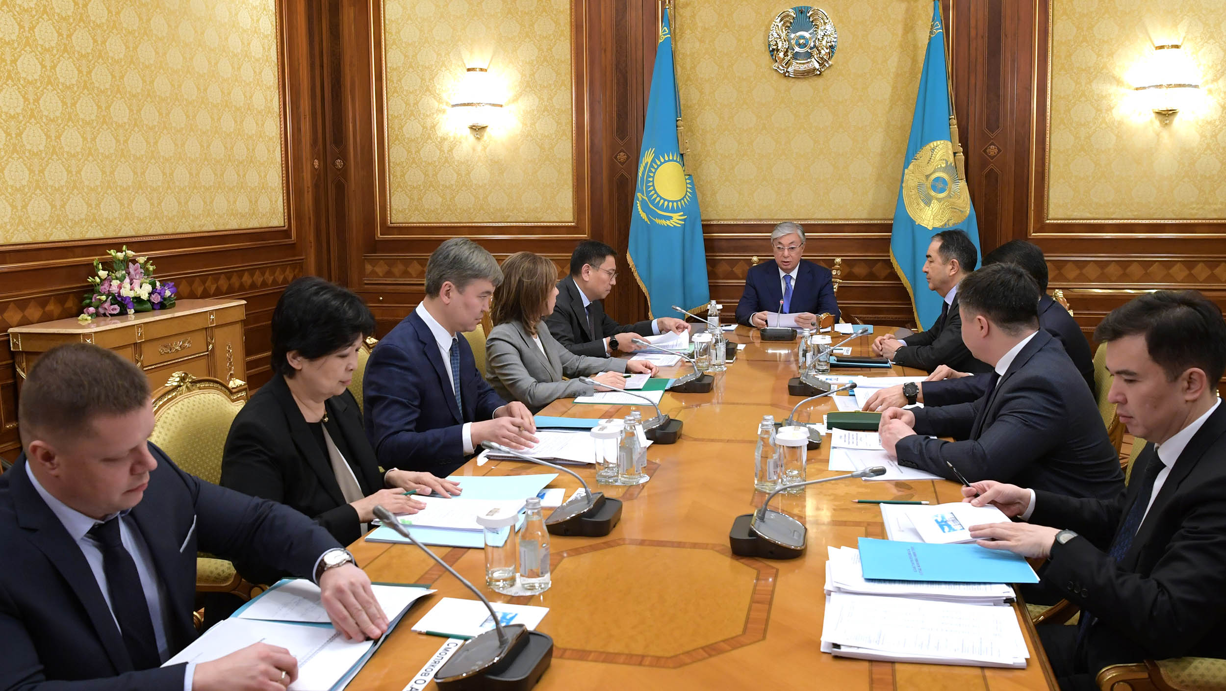 Qasym-Jomart Toqaev Ulttyq banktiń 2018 jylǵy jumysynyń qorytyndysy boıynsha keńes ótkizdi