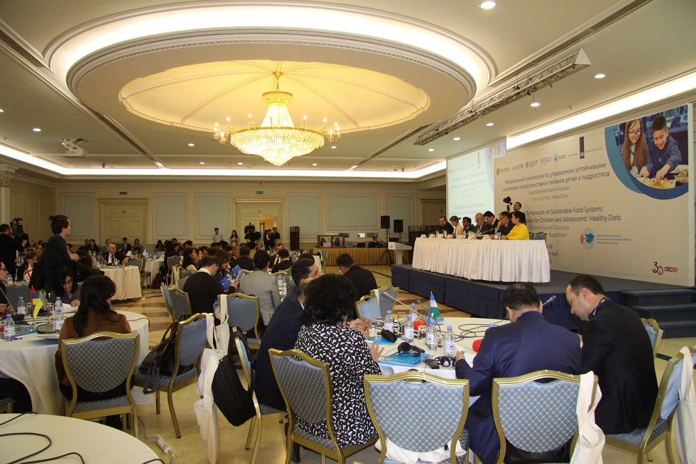 Jasóspirim balalardyń tamaqtanýyn jaqsartý jónindegi Sımpozıým óz jumysyn bastady