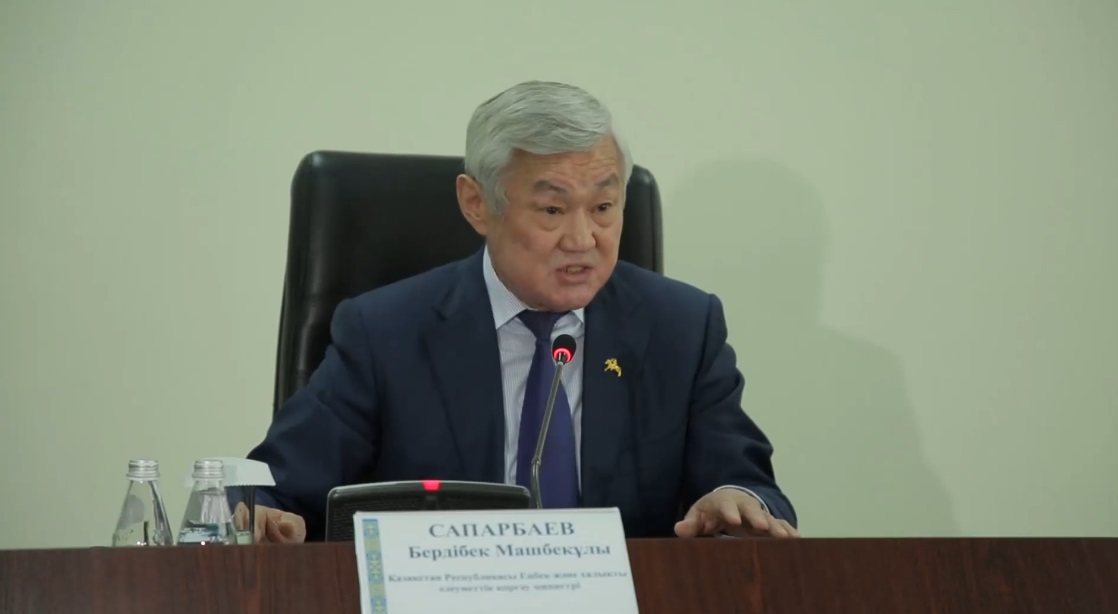 Elordadaǵy kóp balaly analarmen kezdesti