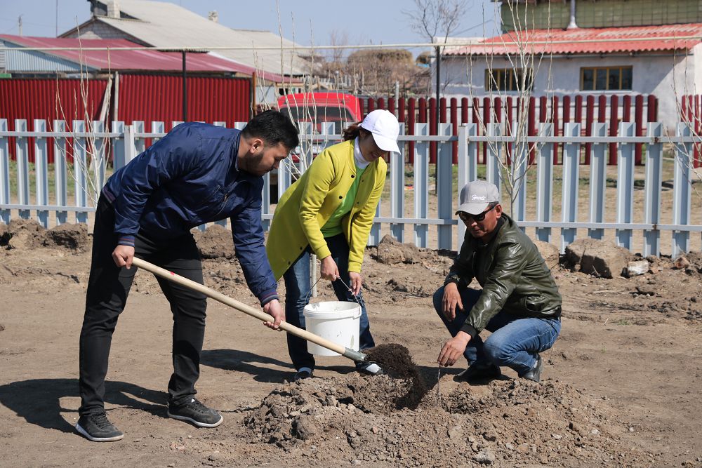Dostyq baǵynda – jas kóshetter