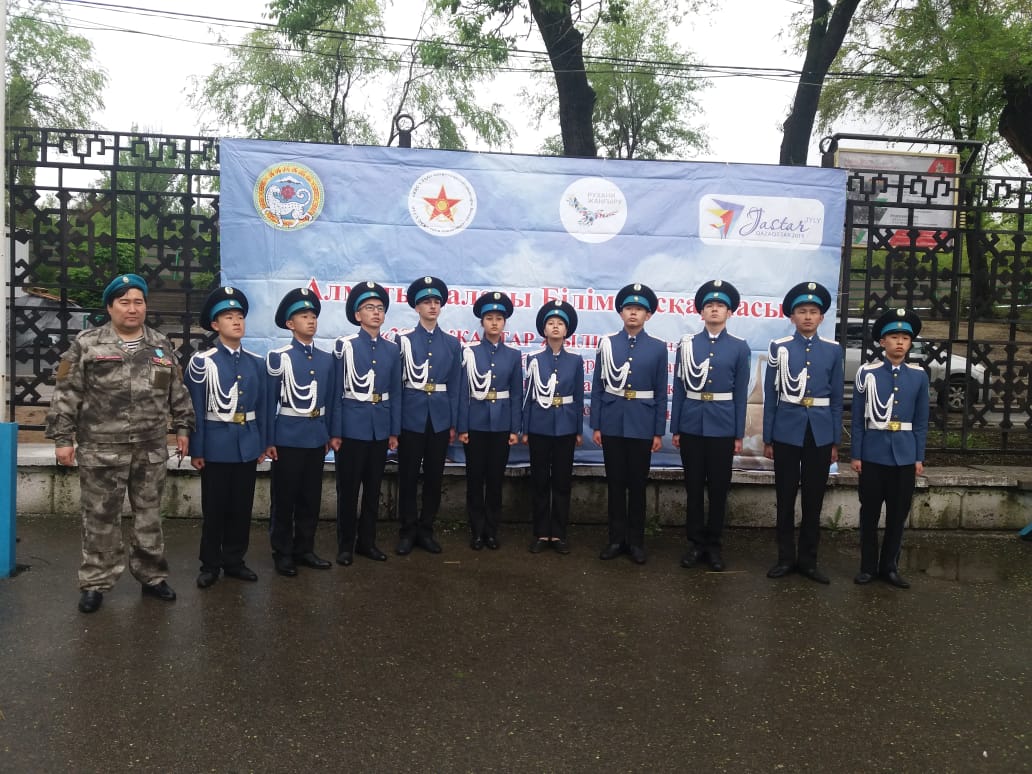 Almatyda «Jas ulan» áskerı-sporttyq oıyny ótýde