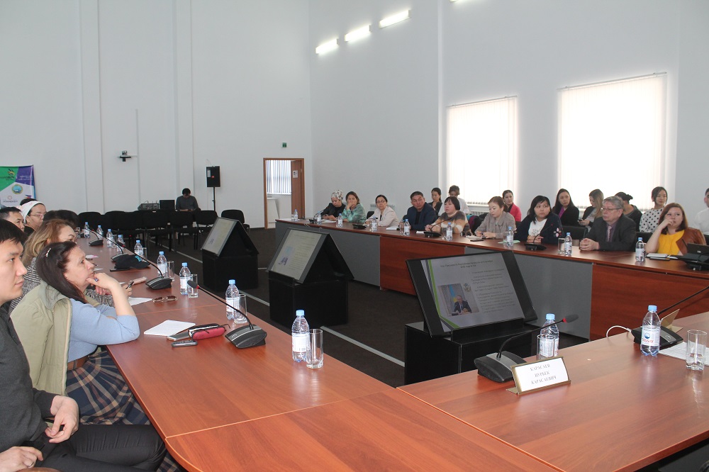 Mańǵystaýlyqtar «Altyn sapa» jáne «Úzdik taýar» kórmesine qatysýǵa daıyndalýda