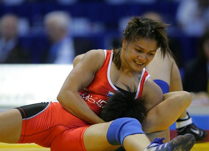 Kúres: Úsh qyzymyz qola medal úshin talasady