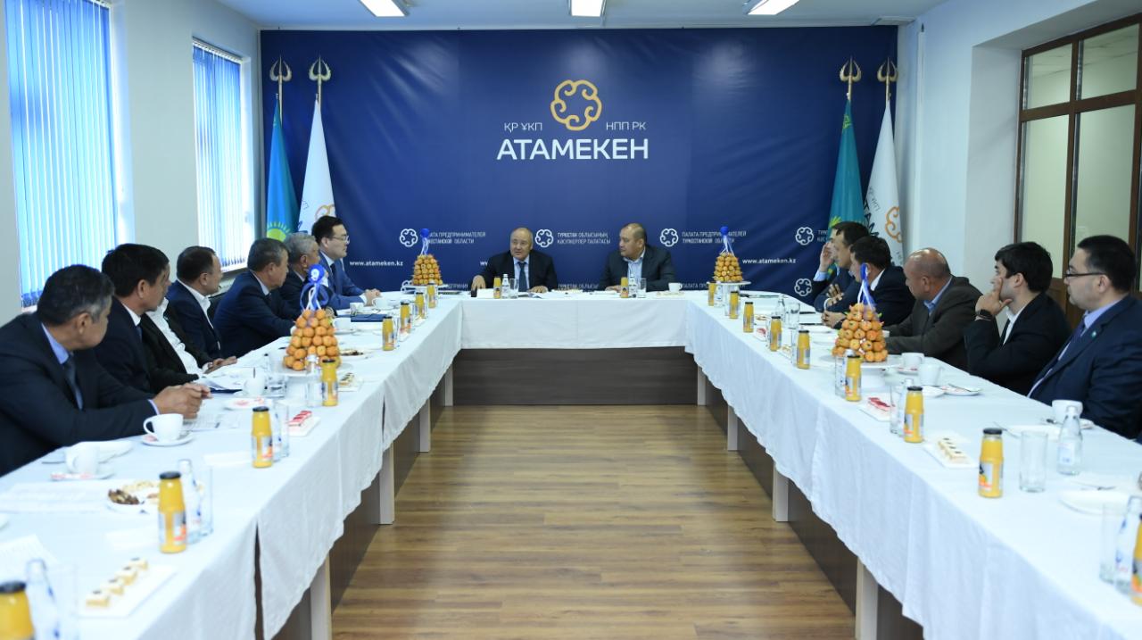 Túrkistanda sharýalardy qoldaýǵa arnalǵan saýda úıi ashylady