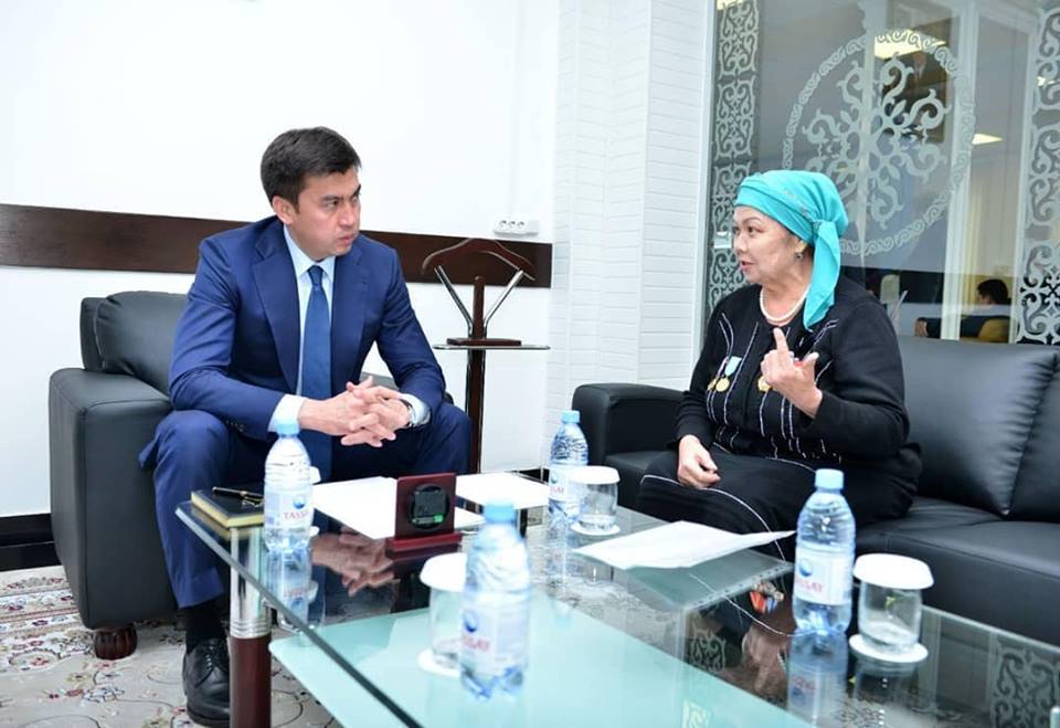 Shymkent qalasynyń ákimi turǵyndardy qabyldady