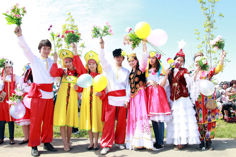 Alǵysy sheksiz,  peıili aq