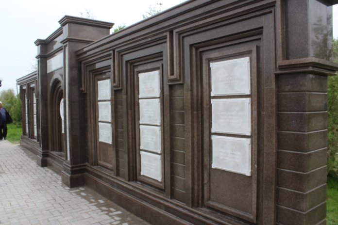 Jańatalap aýylynda «Qurmetti azamattar» alleıasy ashyldy