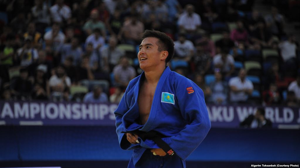 Erlan Serikjanov álemdik reıtıngte úsh satyǵa joǵarylady