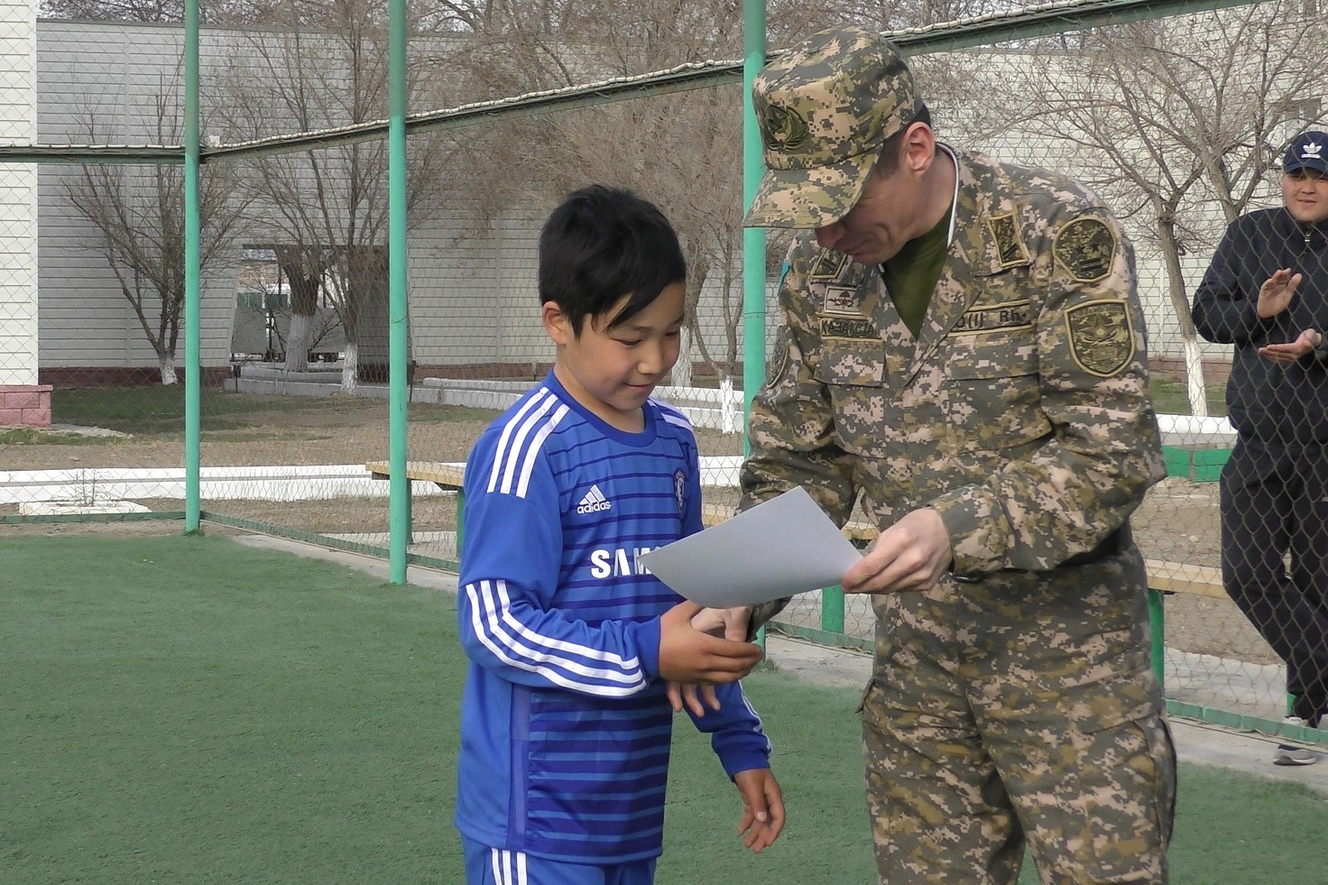 Batys áskerı qyzmetshileri arasynda «Bylǵary dop» týrnıri ótti