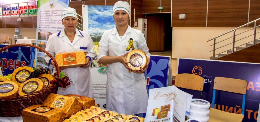 Osy aptada ótetin mádenı merekelik jáne sporttyq is-sharalar