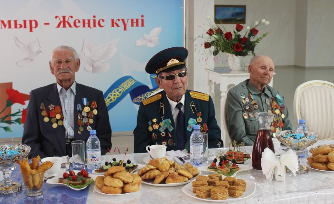 Mańǵystaýda soǵys ardagerlerine qurmet kórsetildi