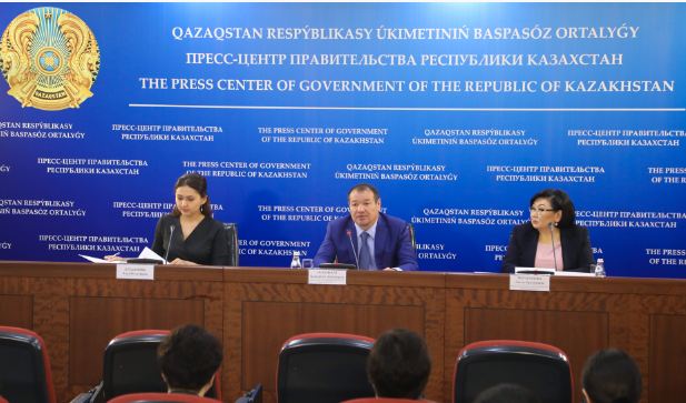 Bıyl 12 myń kóp balaly otbasy óz páterlerine kiredi — Q. О́skenbaev