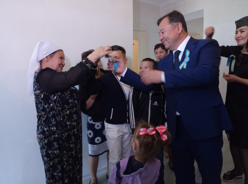 Oraldyq kópbalaly otbasylarǵa taǵy da páter berildi