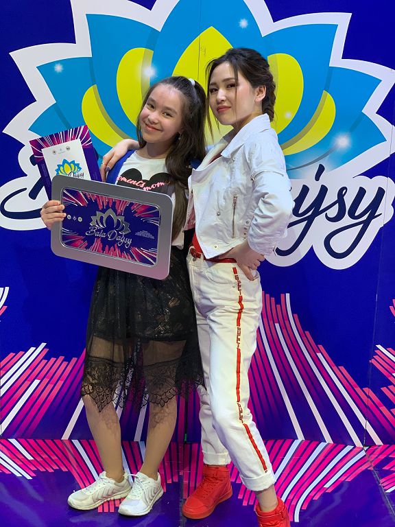 Shyǵystyń atynan án shyrqaıdy