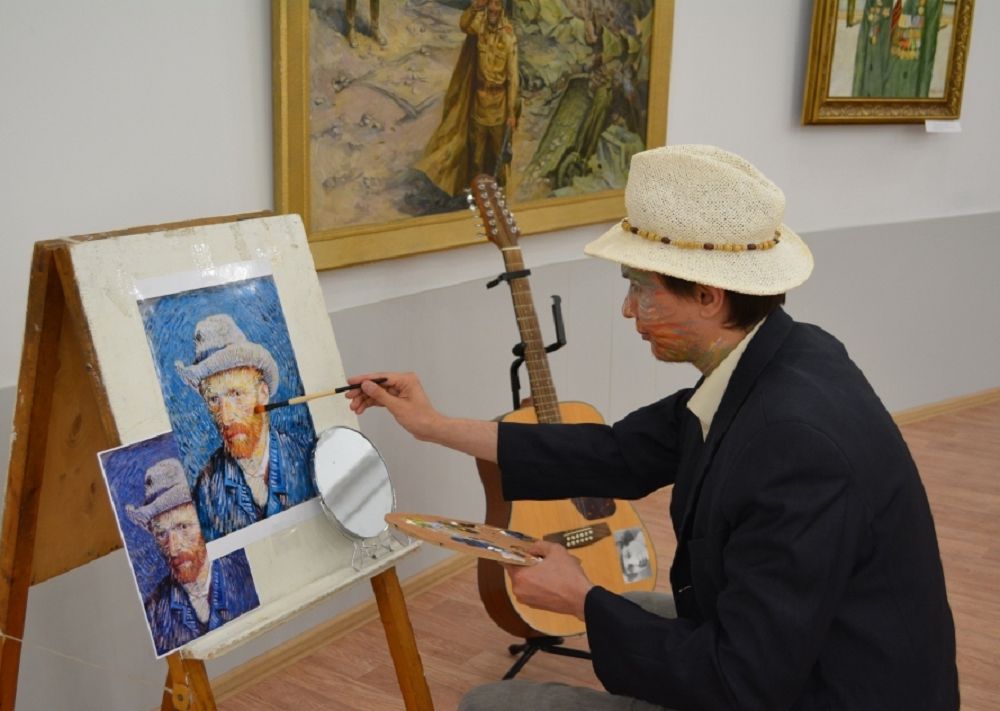 Tosynsyıǵa toly qoıylym