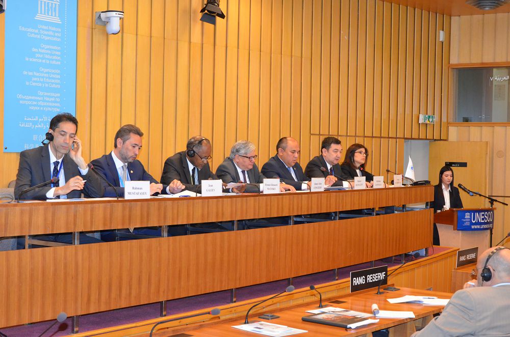 IýNESKO-da  Uly dala ulyqtaldy