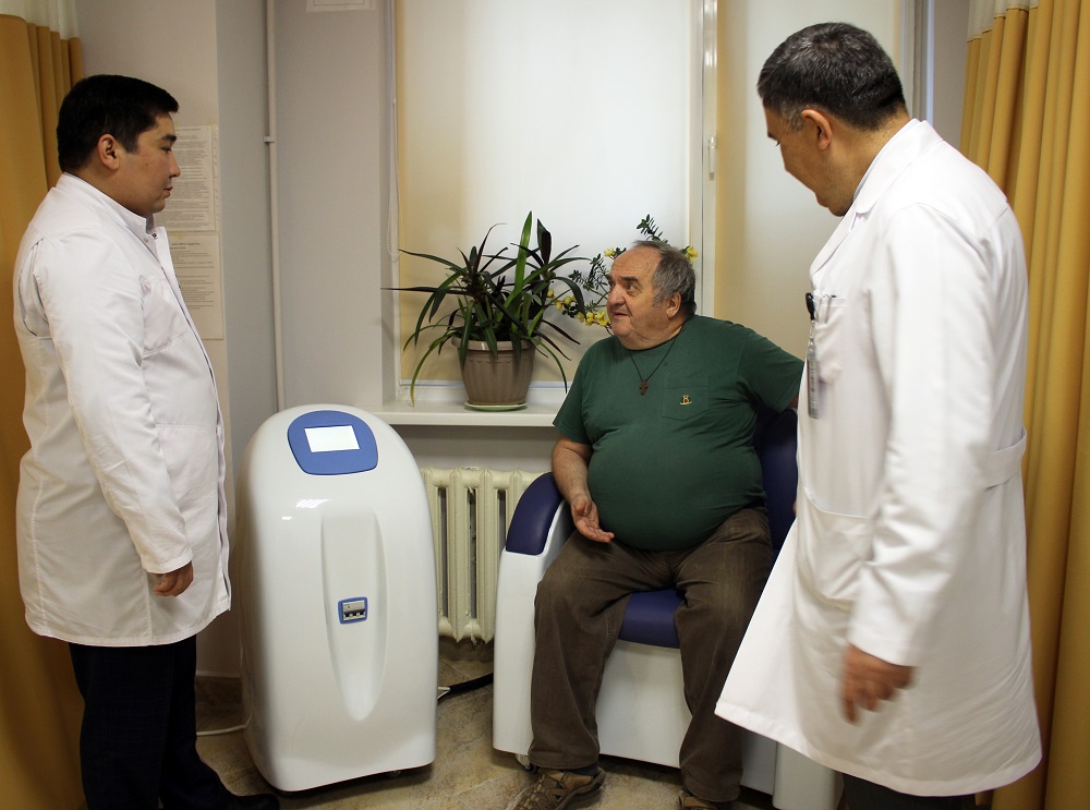 Elimizge kópfýnksıonaldy Avantron emdik apparaty ákelindi