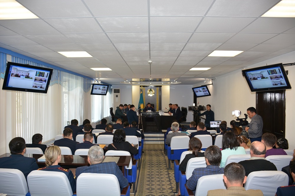 Qazaqstan jáne Reseı polıseıleri qylmysty eńserýdiń joldaryn talqylady