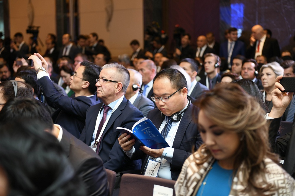 Kazakhstan Global Investment Roundtable aıasynda quny 9 mlrd AQSh dollaryn quraıtyn kelisimderge qol qoıyldy